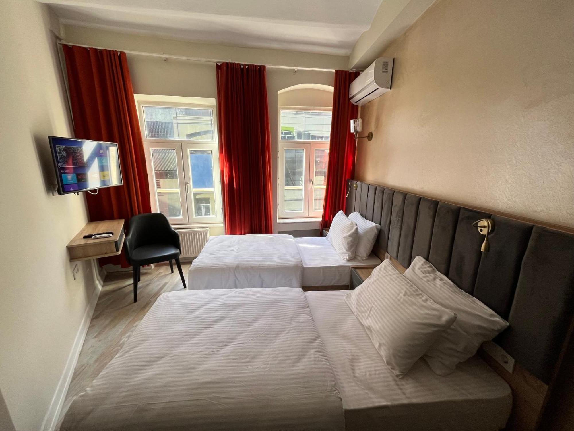 Genoa Port Hotel Istanbul Exteriör bild